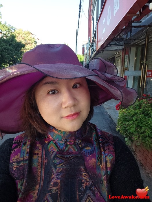 hualei Chinese Woman from Shenyang