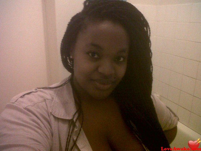Londzz African Woman from Cape Town