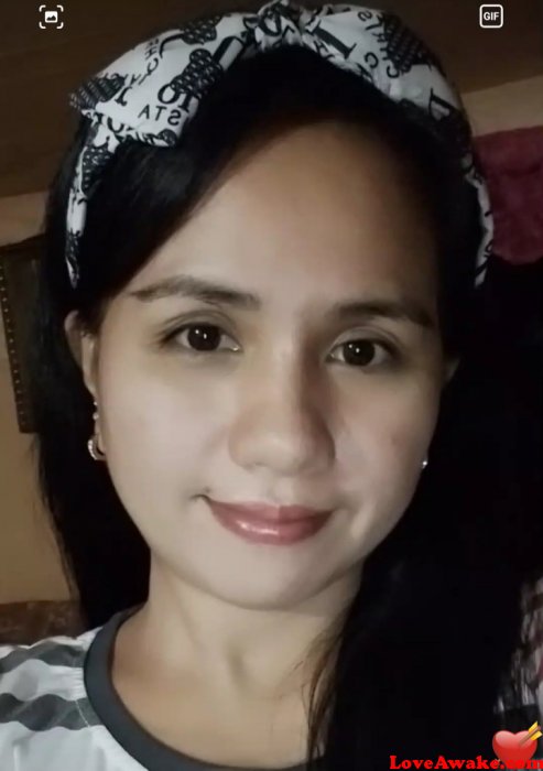 Starbuks Filipina Woman from Camarines Norte/Jose Panganiban