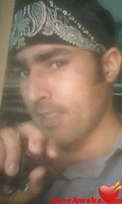 sak00n Pakistani Man from Karachi