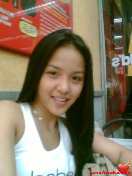 avial Filipina Woman from Cavite, Luzon