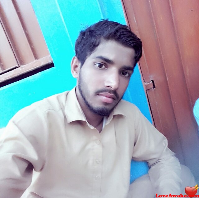 Athoer Pakistani Man from Karachi