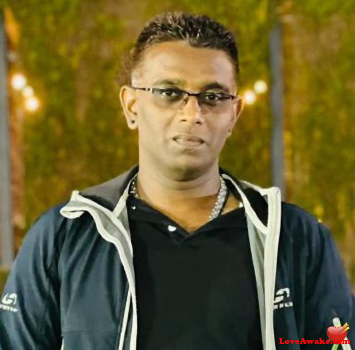Chami198 Sri Lankan Man from Colombo