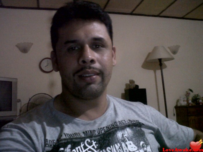 treovo Sri Lankan Man from Ja-Ela