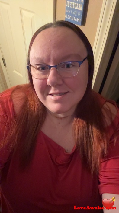HuskerNurse1986 American Woman from Lincoln