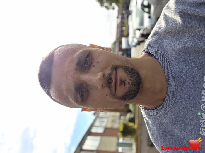 Gpont UK Man from Wakefield