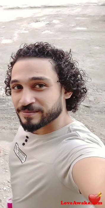 emadsayed Egyptian Man from Cairo = El Qahira (= Cairo)