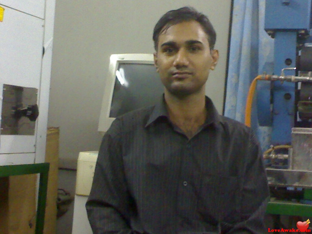 rrifarif Bangladeshi Man from Dhaka