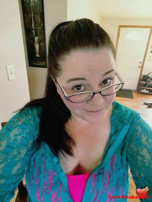 amandanicole77 American Woman from Pittsburgh