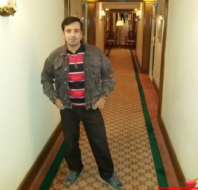 alvish Pakistani Man from Karachi