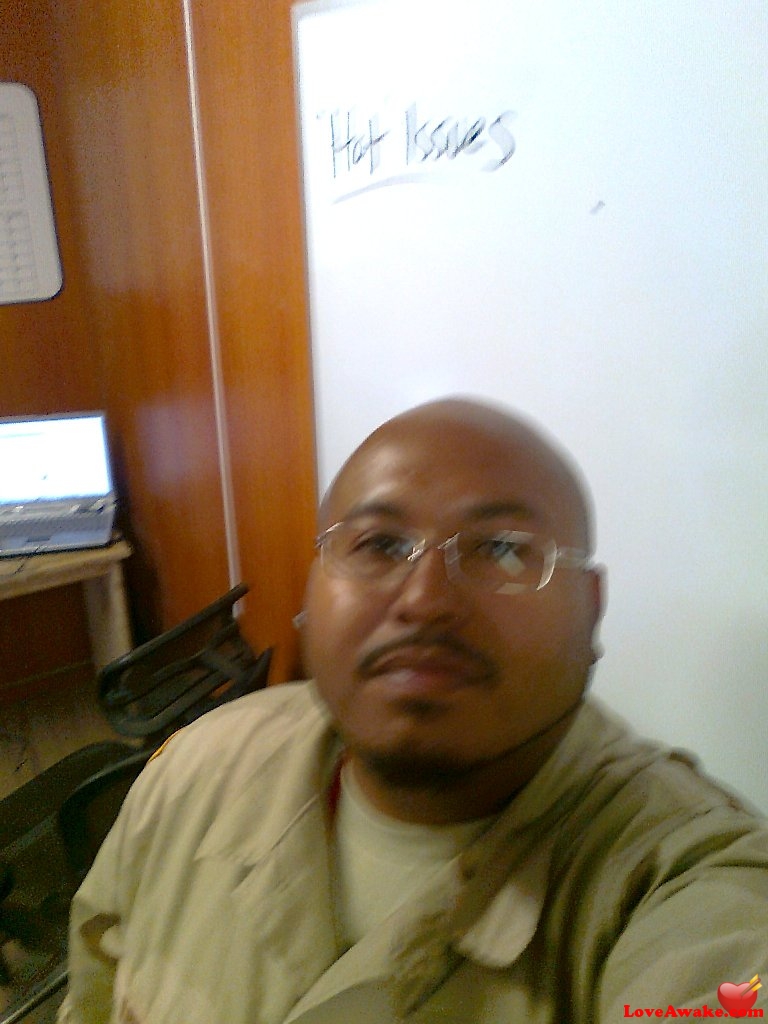 catdaddy6969 Kuwaiti Man from Camp Arifjan