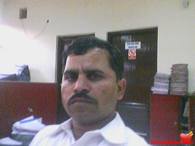 sha73 Pakistani Man from Lahore