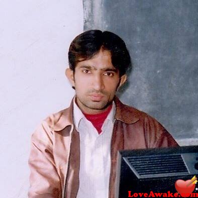 Tosefz Pakistani Man from Lahore