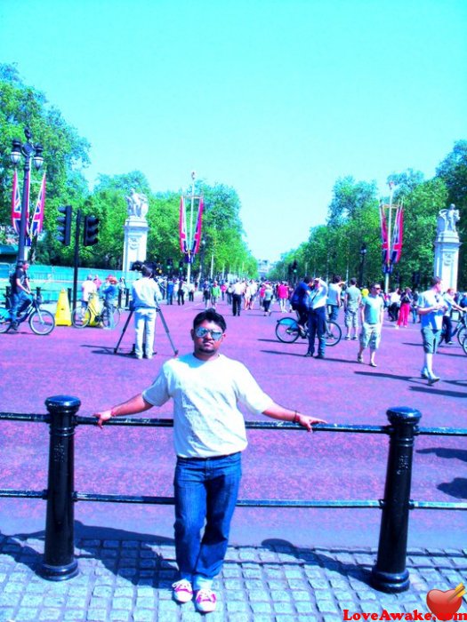 devraj8 UK Man from London