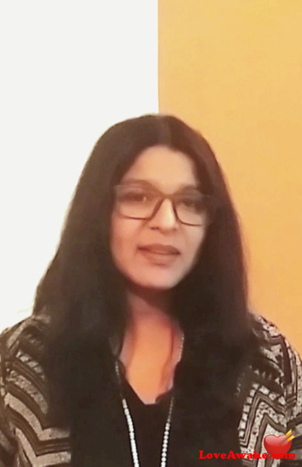 foreverly Indian Woman from Bangalore