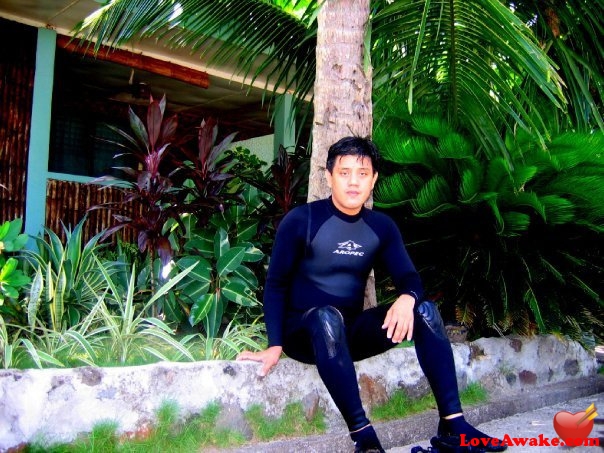 saint525 Filipina Man from Manila