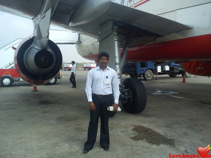 lsrajrun Indian Man from Chennai (ex Madras)