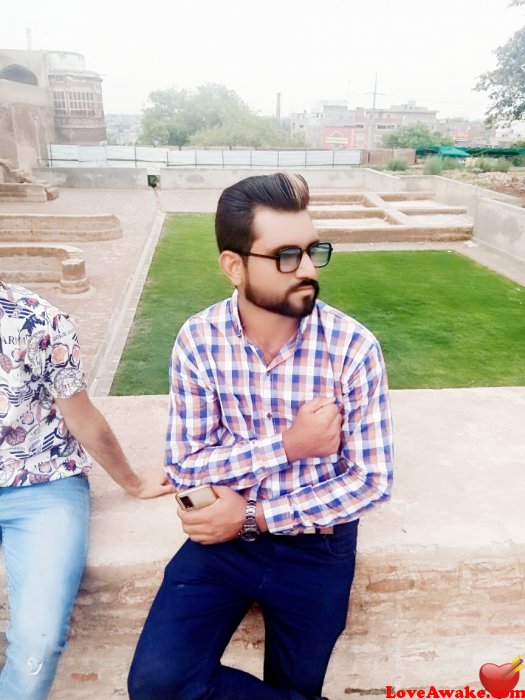Shahbazakbar122 Pakistani Man from Faisalabad
