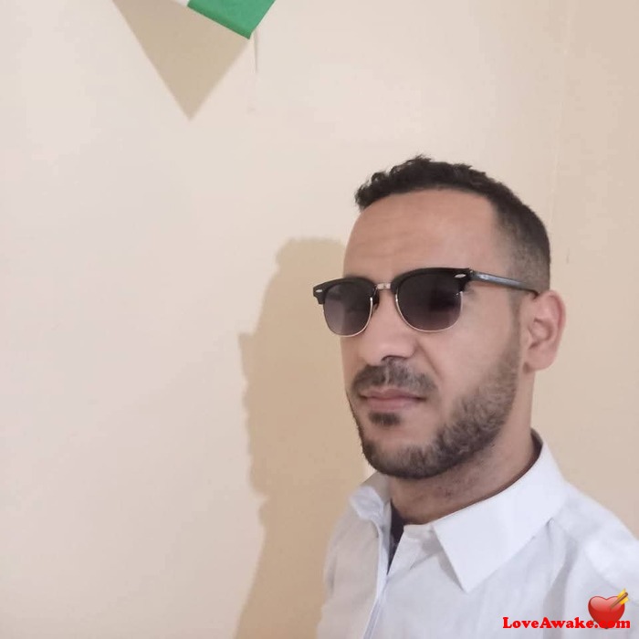 A0009Z0008 Morocco Man from Casablanca