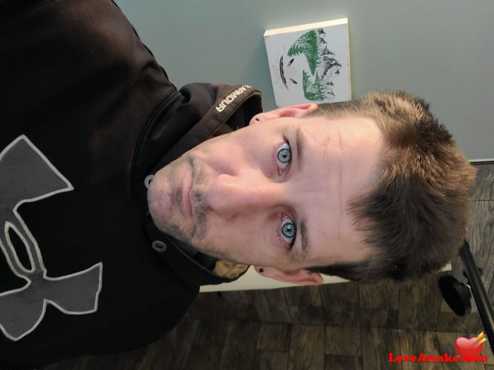 blueyedguy84 Canadian Man from Prince Albert