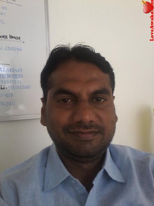 sudsh Indian Man from Indore