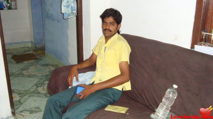 chandru1986 Indian Man from Tiruchirapalli