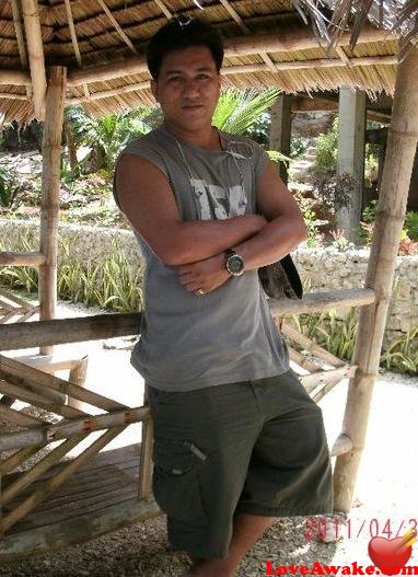 darkholds Filipina Man from Iloilo, Panay
