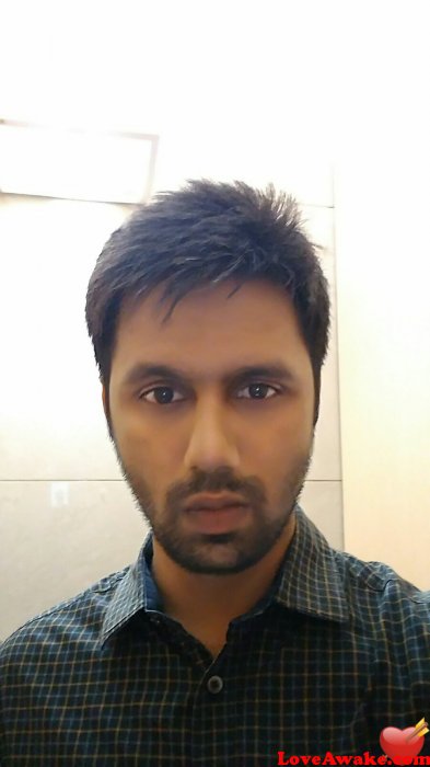 Askme23 Indian Man from Bangalore