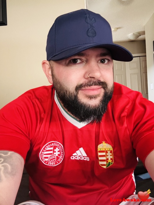 Cana88 Canadian Man from Kelowna