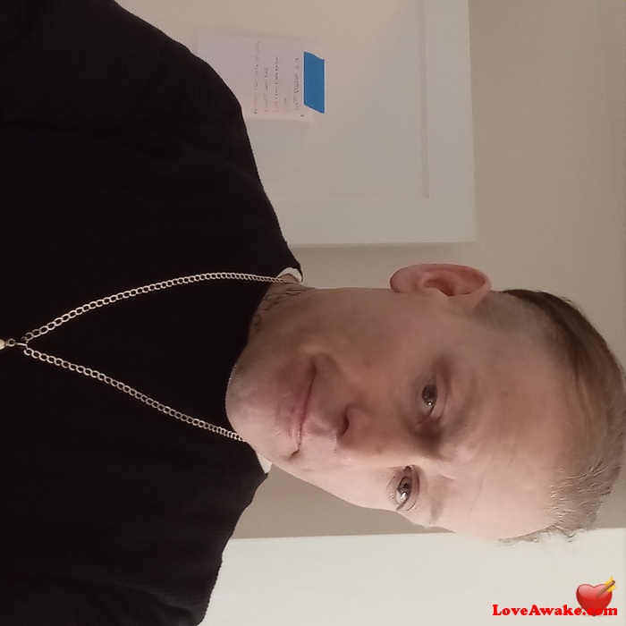 JonnyD121 American Man from Philadelphia