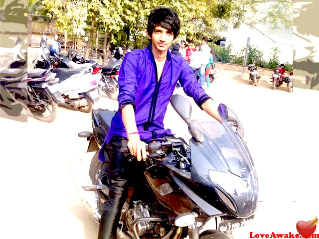 nis7009 Indian Man from Ahmedabad