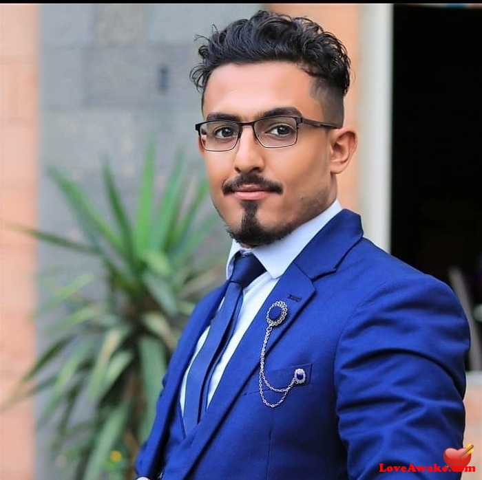 Sameheez Yemeni Man from Sana'a