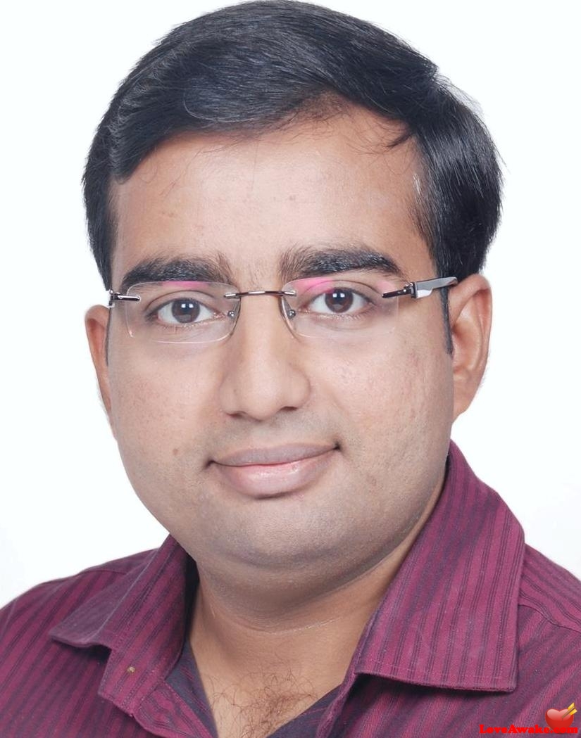 ani0212 Indian Man from Mumbai (ex Bombay)