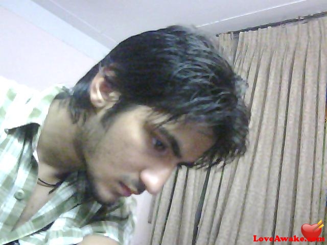 zeeshee Pakistani Man from Lahore