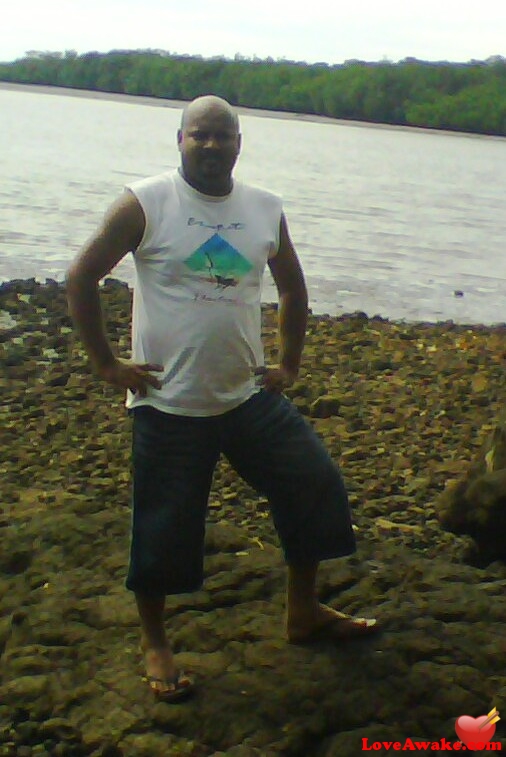 ace1434 Fiji Man from Suva