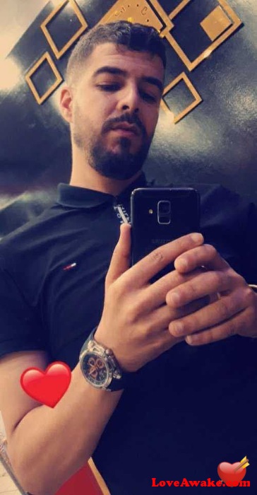 aimenbr0102 Algerian Man from Alger (Algiers)