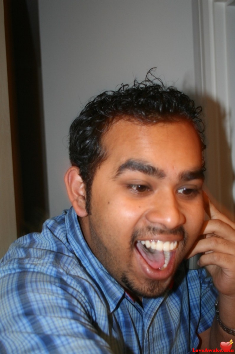 aviksen Indian Man from Kolkata (ex Calcutta)