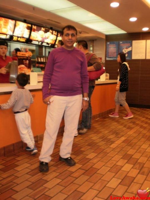 drdee333 Indian Man from Surat