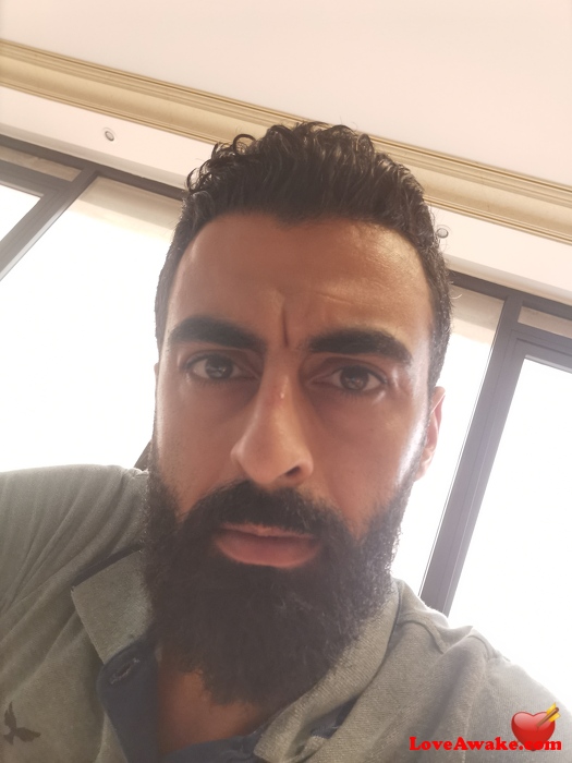Johnnyy12 Lebanese Man from Beirut