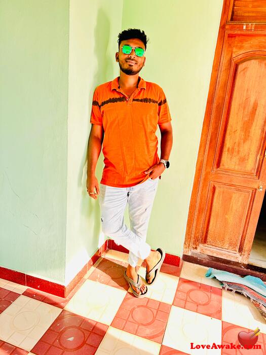 Tamilboy-joel Bahraini Man from Tubli