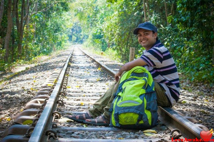 LeoKingjon Bangladeshi Man from Dhaka