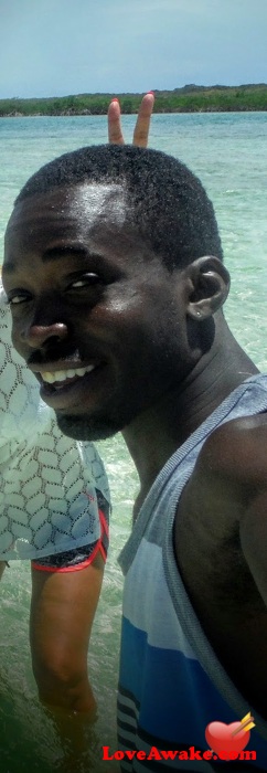 Sincere09 Bahamian Man from Nassau