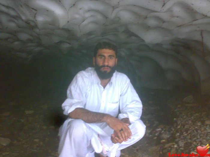 mona12570 Pakistani Man from Abbottabad