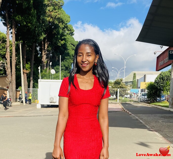 hannah205 Madagascar Woman from Antananarivo