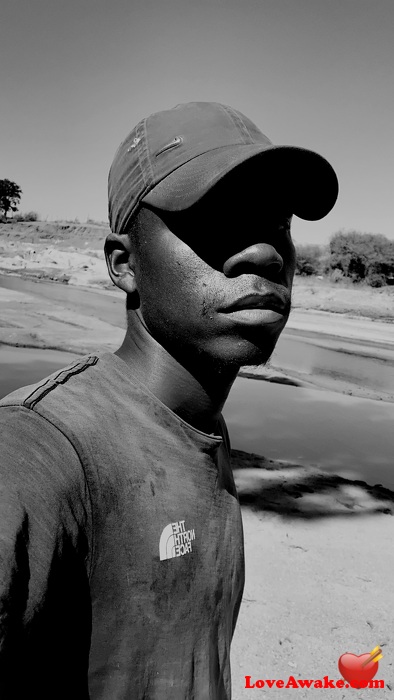 Malvin214 African Man from Aanhou