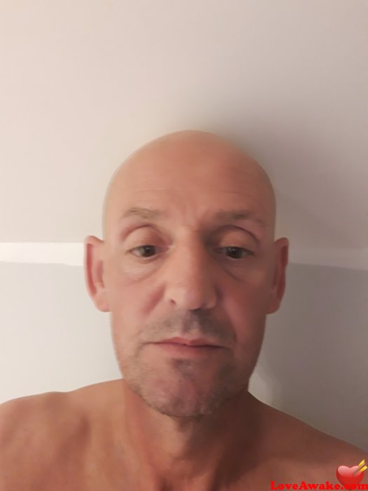 Courtjon73 UK Man from Southend