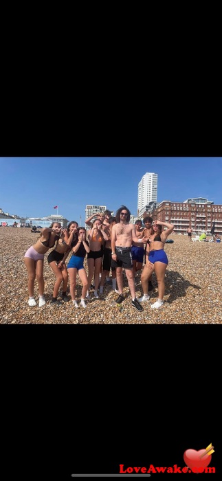 Matt8909xx UK Man from Strood