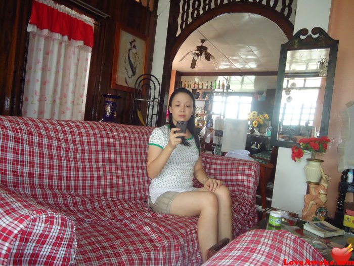 zhen23 Filipina Woman from Manila
