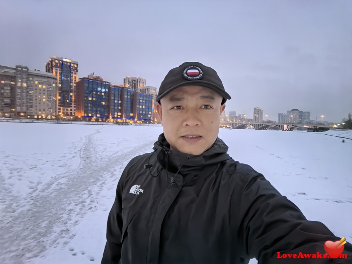 ware1314 Chinese Man from Zhuji