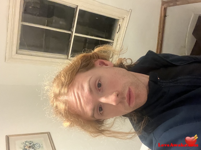 AthleticRedHead UK Man from Colchester